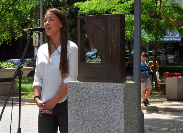 Петар Краљ и даље живи